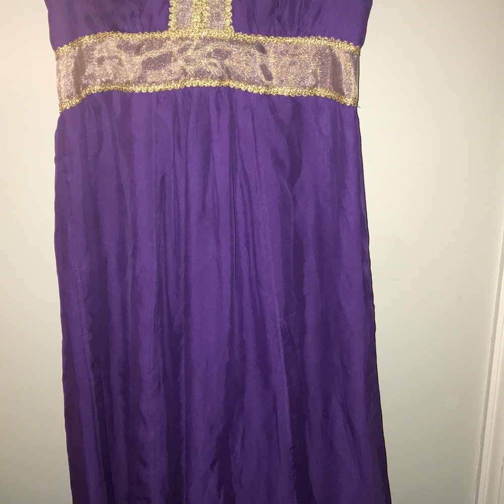 Custom Gown - Picture 2 of 8